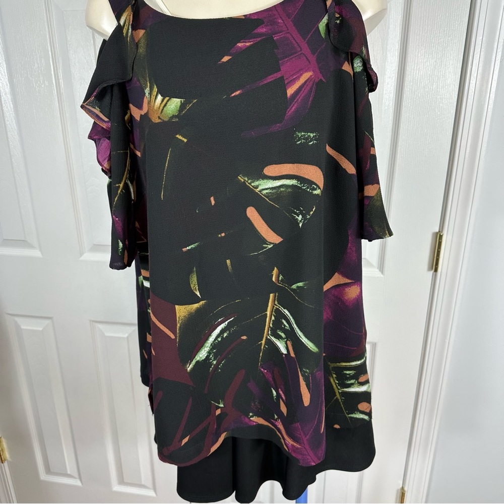 CITY CHIC blouse dressy to casual cold shoulder short sleeve black plum S/16 - Picture 5 of 8